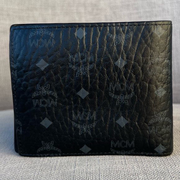 MCM Visetos Compact Wallet - Picture 2 of 9